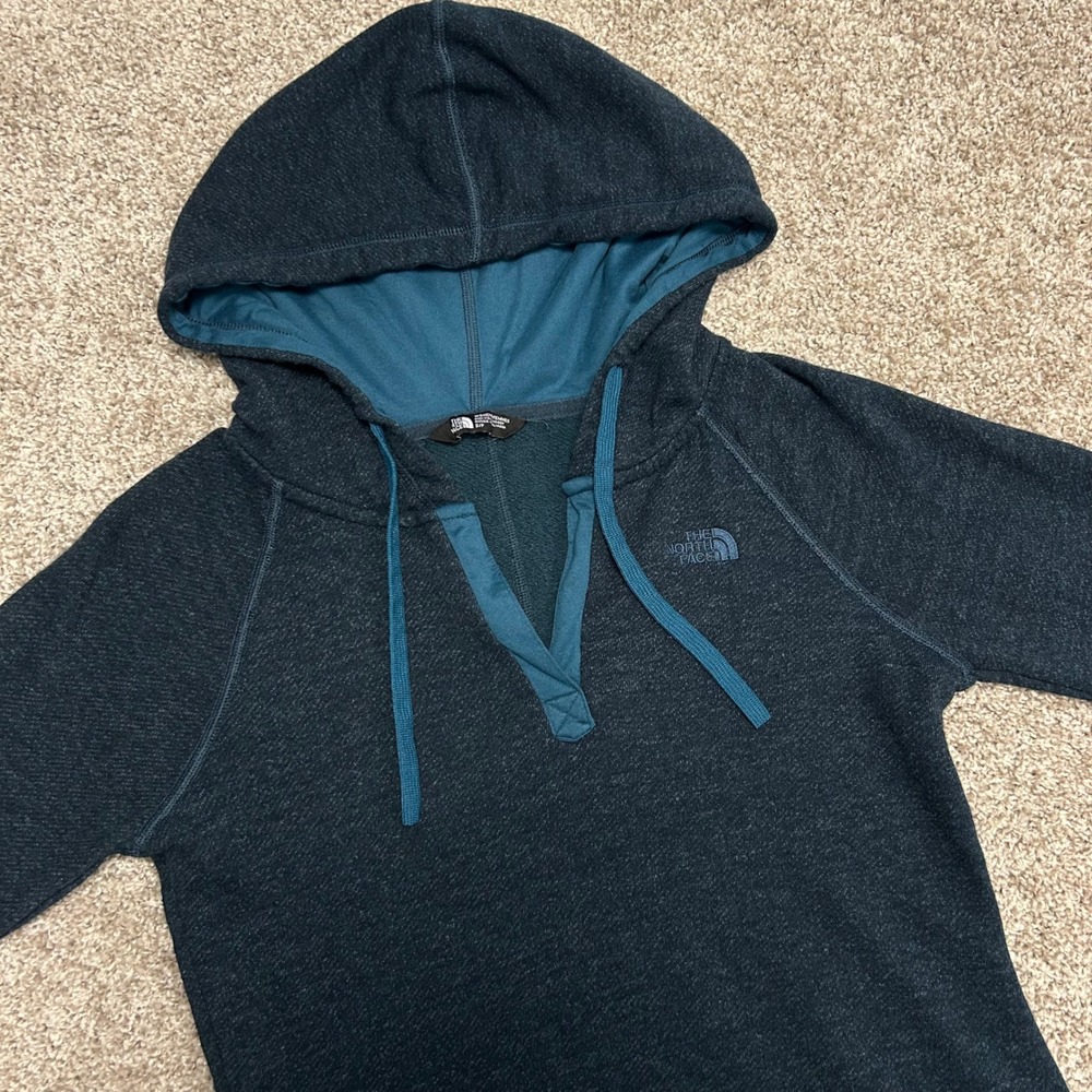 The North Face V-Neck Hoodie Pullover Women Size Small Heathered Blue Outdoor